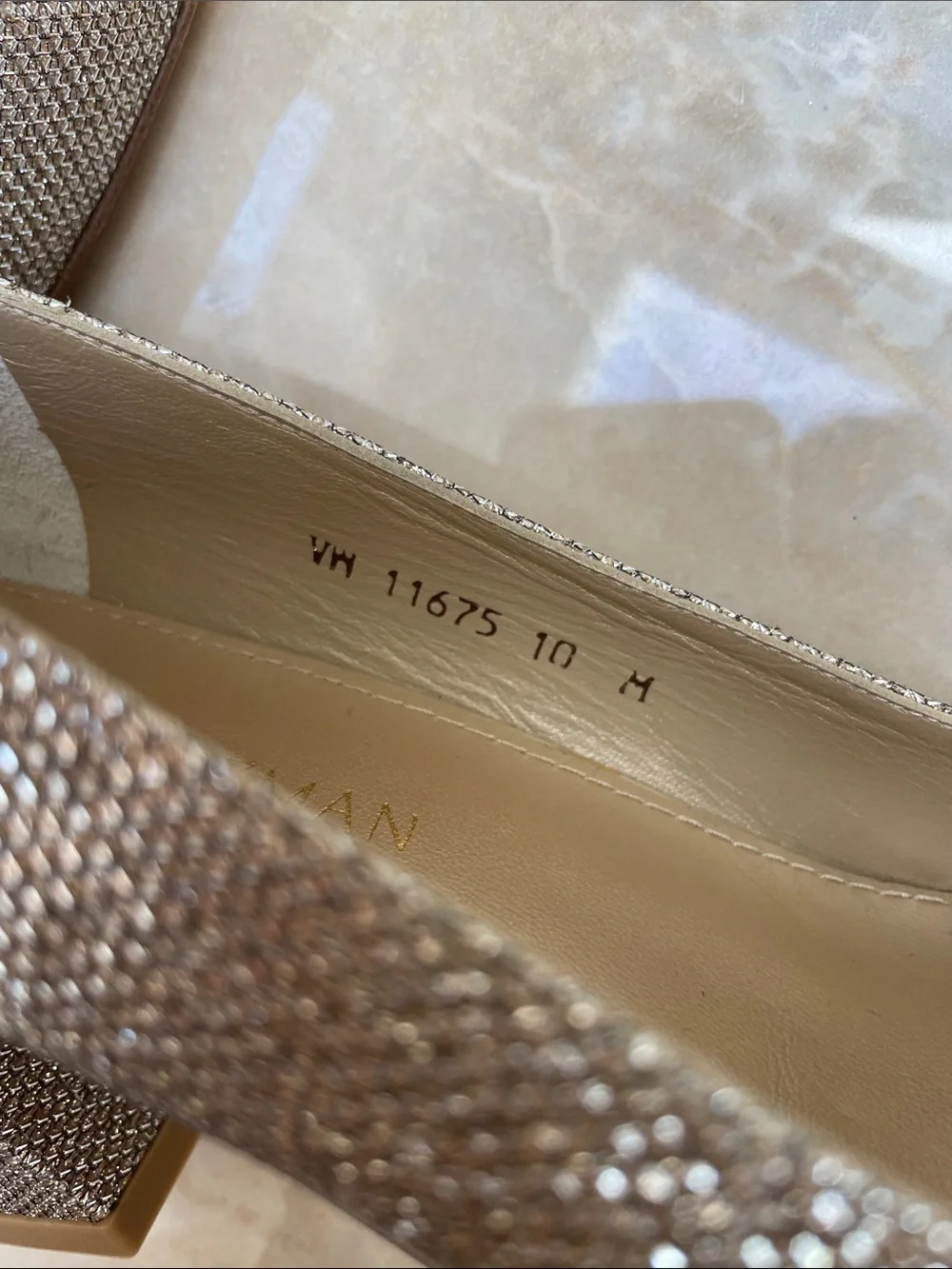 Stuart Weitzman Marymid block heel, gold metallic fabric shoe, Size 10M